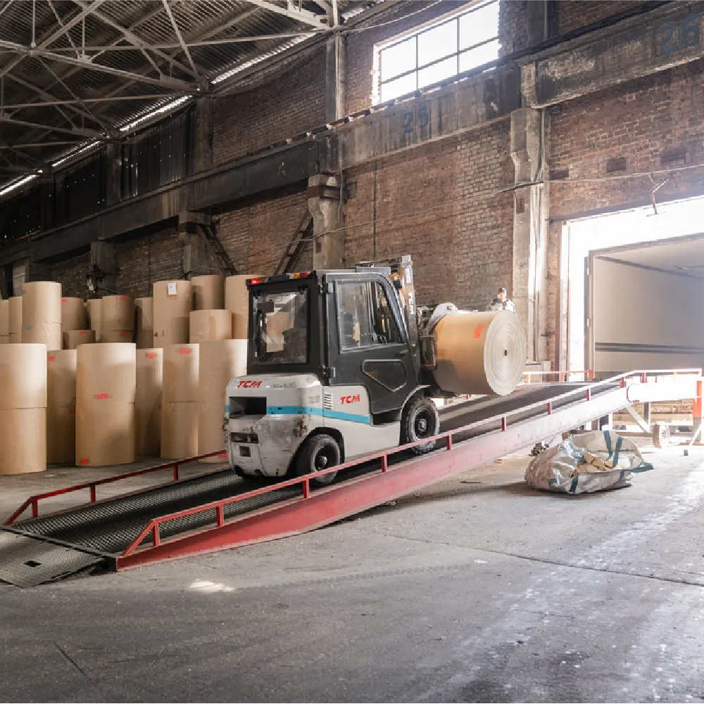 Картон коробочный рулонный марка 400